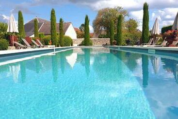 بنسيون Les Loges De Saint Eloi  Gîtes