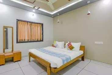 Pensão Oyo Home 83838 Reva Vihar Homestay