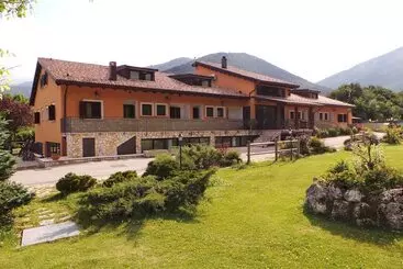 בית מלון כפרי Cocoon Garden