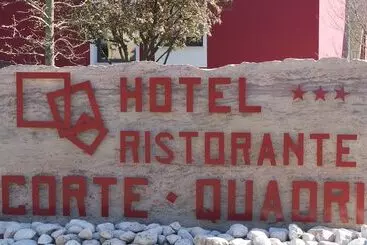 Szálloda Corte Quadri