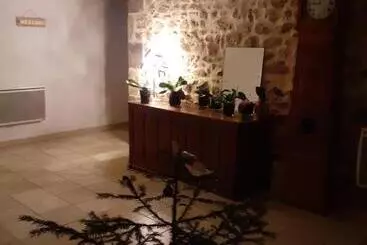 Nocleg ze śniadaniem Auverg Nature Chambre Auvergnate