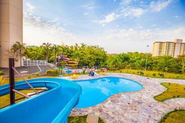 Hotell Golden Dolphin Express Oficial