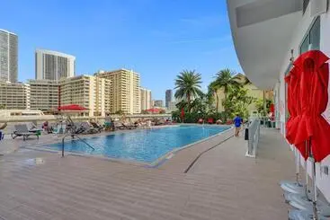 Aparthotel Beachwalk Resort