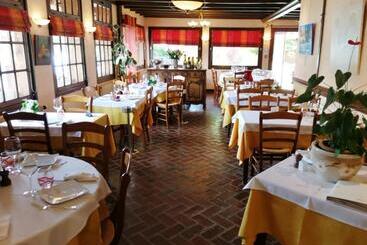 Пансион Auberge Du Vieux Tour