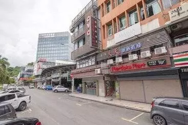 Hotel Oyo 89944 Stay Inn