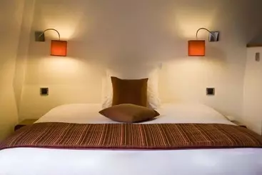 Отель Logis Hôtel & Restaurant Le Manoir De Sauvegrain