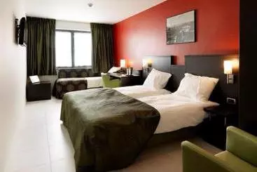 בית מלון כפרי Tts