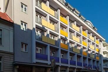 Urpin City Residence