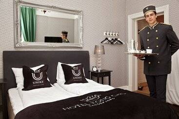 Kong Carl   Unike Hoteller