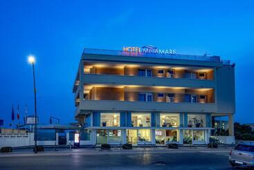 בית מלון כפרי Miramare