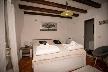 Апартаменты Rooms With Wifi Dubrovnik   19656