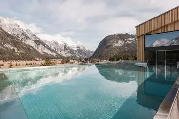 Hotel Kristall Adults Only