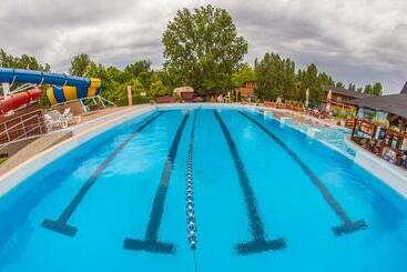 Session Hotel Ráckeve