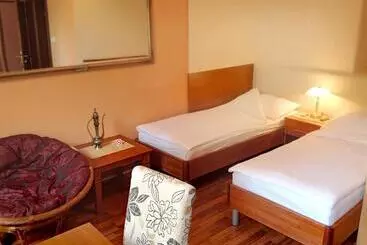 هتل Shangri La Mansion