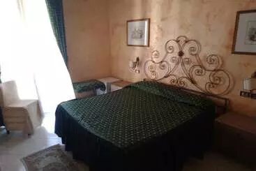 هتل Centrale Europa