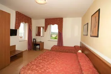 Отель Pinamonte