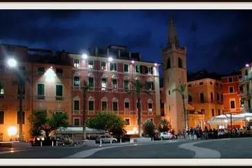 Отель Del Golfo