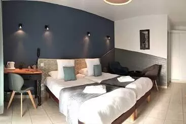 ホテル Logis Hôtel La Rosière