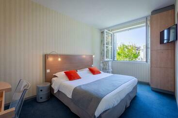 فندق Hôtel Miléade Le Domaine De La Blairie   Saumur