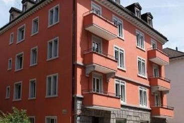 Pensão Swiss Star Apartments Center