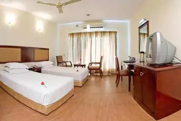 בית מלון כפרי Mgm Hiway Resorts