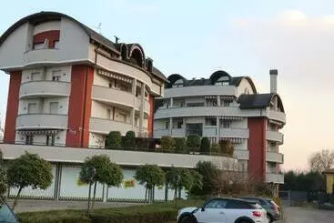 Aparthotel Pier Capponi