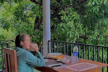 Pansiyon Nature Green Hotels On Rock Home Ella