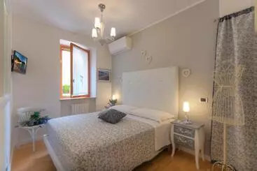 ベッドアンドブレックファースト Falesiaconero