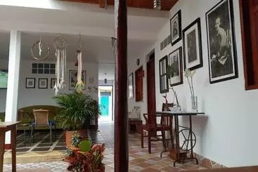 ペンション Hostal La Comedia