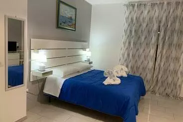 Bed & Breakfast Alfieri Bed&beach Free Parking & Wifi