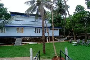 Bed and Breakfast Perch By The Sea
