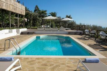 ベッドアンドブレックファースト Villa Caprile