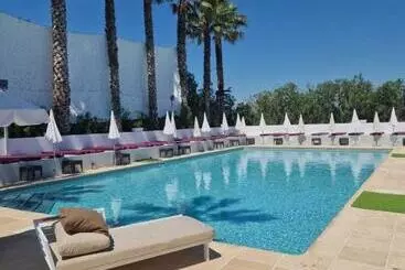 Hotelli Le Jardin De Babylone Réservé Aux Couples Uniquement