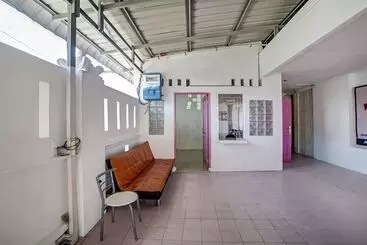 ホテル Asri Residence Near Jalan Iskandar Muda Medan Mitra Reddoorz