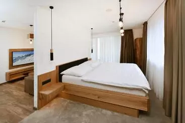 هتل آپارتمان Aplend Hotel Ovruč
