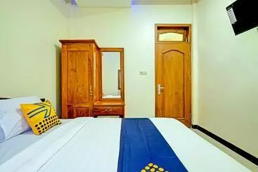Hotelli Spot On 91095 Desa Wisata Conto