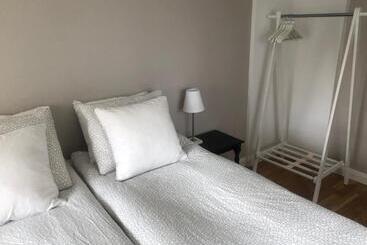 Alberg ångbåten   New Buildt Double Rooms In The Center Of Gränna With Separate Entrance