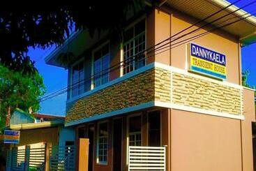 Pensiune Dannykaela Transient House