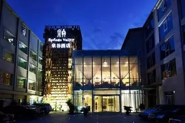 هتل Springs Valley