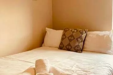 پانسیون Bloomfield  At Stayboom