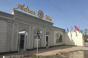 Hotel Adras