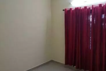 Hotel Tourist Home