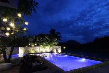 Hotel Inthira Vang Vieng