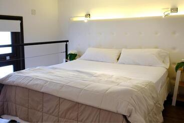 هتل Loft Osteria By Sagardi