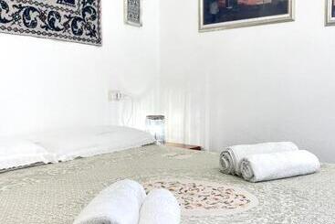 פנסיון Affittacamere Agorà