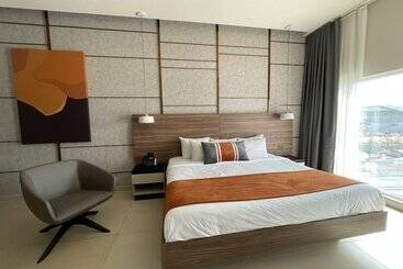 Otel Casino Vía Dorada