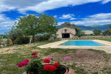 Hotel Exclusive Pool Open All Year Spoleto Biofarm Slps 8 Village Shops, Bar1 Km