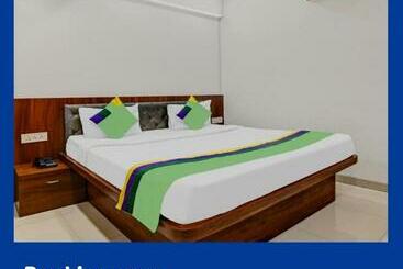 هتل Treebo Trend Ten Eleven Grand