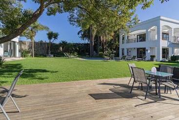 The Salene Hotel & Cottages