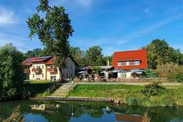 ペンション Gasthaus Bukoitza